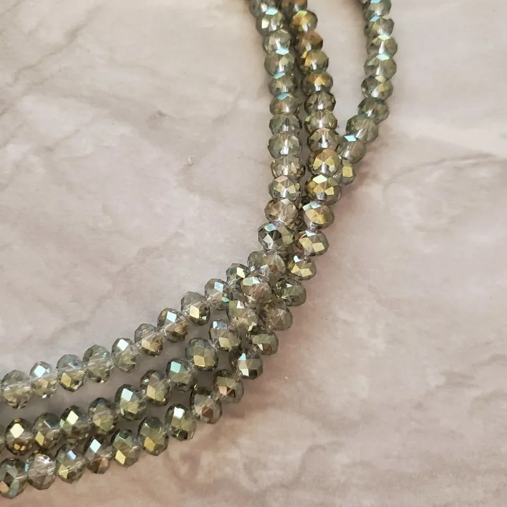 ✨ NEW Ali and Bird Beads Beaded Multi Strand Stone Toggle Pendant Necklace ✨